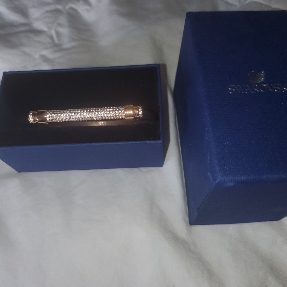 Bracelet ...rose gold tone